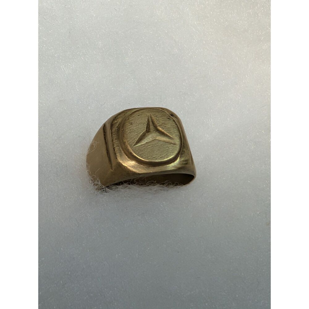 Vintage Brass Signet Ring, Size 11 - Picture 3 of 5